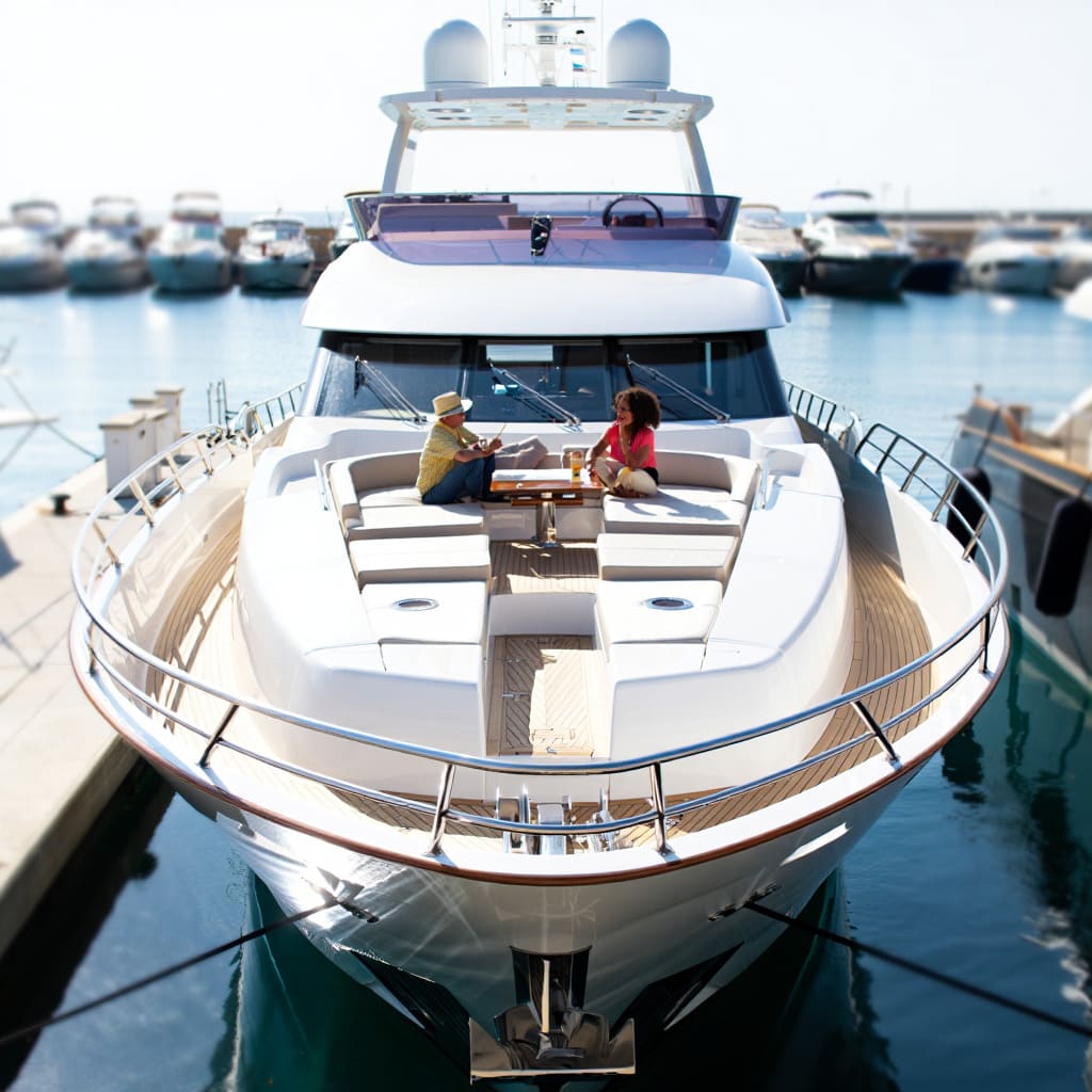 Marina Deluxe Yacht